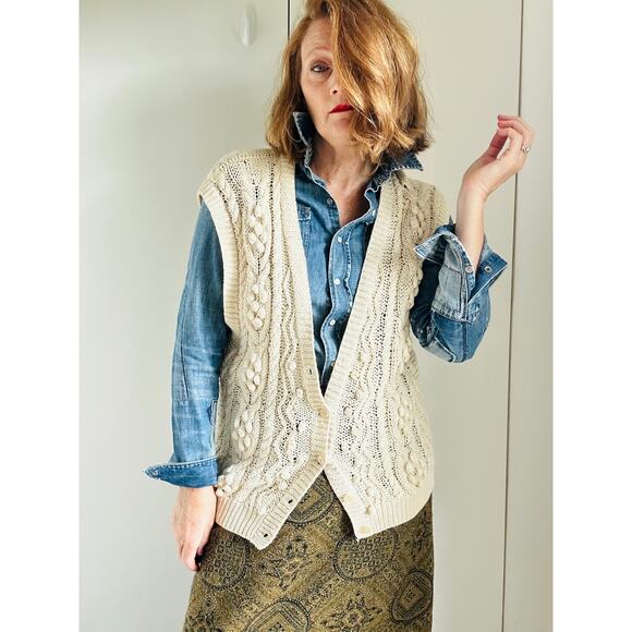 VTG Cableknit Sweater Vest Cream Size Medium Classic Fisherman Knit Fall Staple - Picture 5 of 7